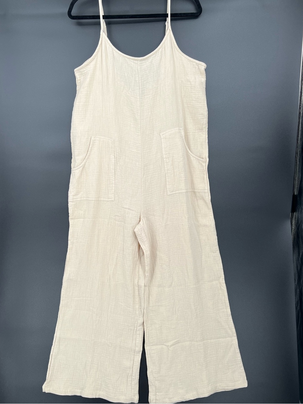 Hunter & Brown Jumpsuit/ Romper - Cream - size Medium